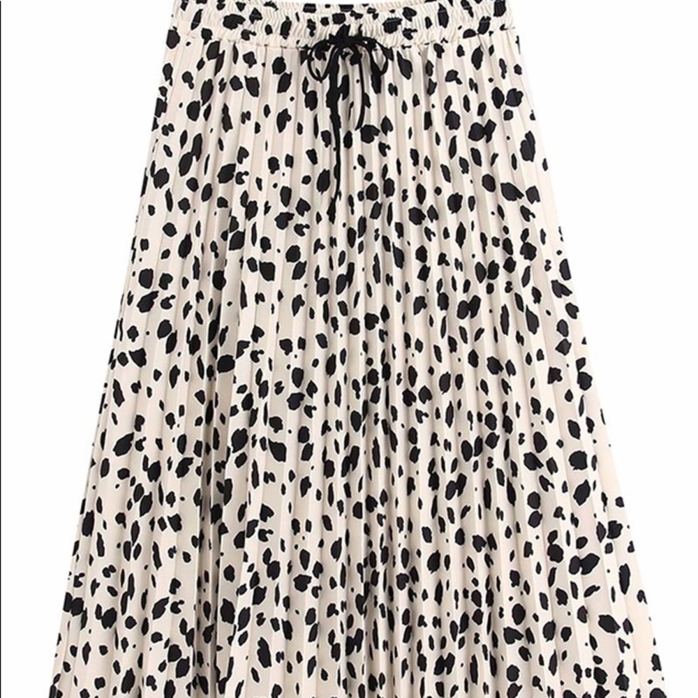 Goodnight Macaroon Doyle leopard pleated midiskirt